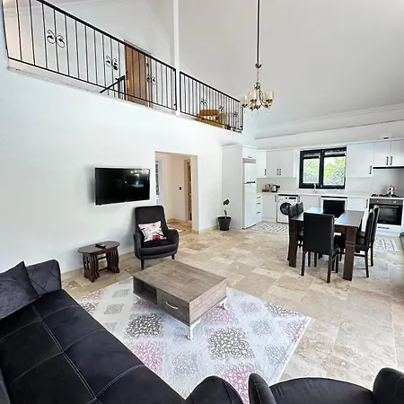 Villa Yazz Candir